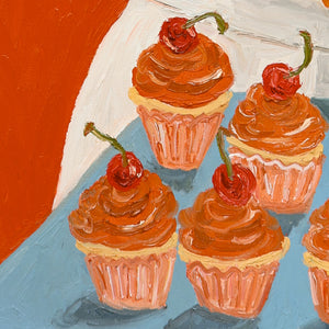 icing the cupcakes